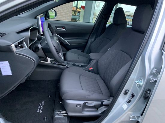 Afbeeldingen van Toyota Corolla Cross hybrid