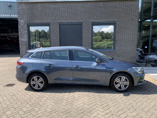 Afbeeldingen van Renault Megane Estate