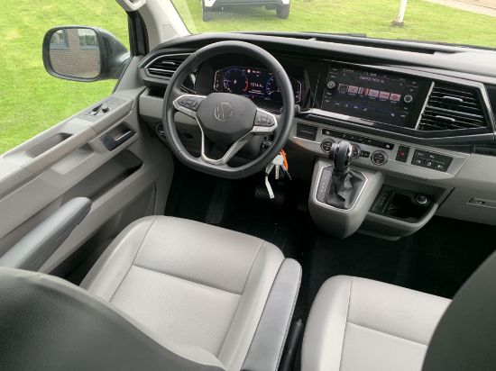 Afbeeldingen van Volkswagen Transporter Caravelle