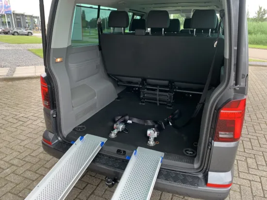 Afbeeldingen van VW Caravelle 8-personenbus (verlengd)