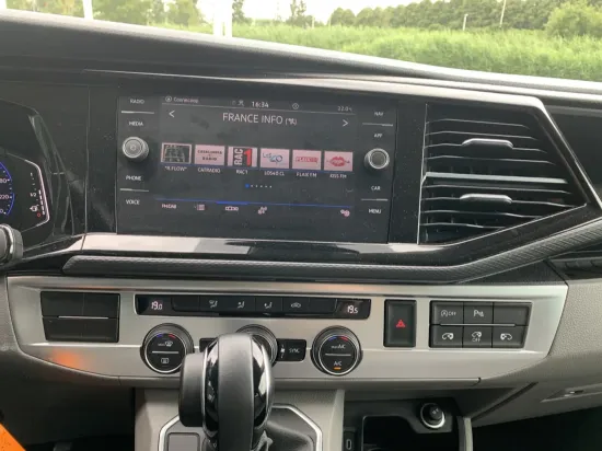 Afbeeldingen van VW Caravelle 9-personenbus (verlengd)